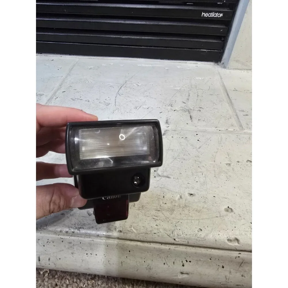 Canon Speedlite 300EZ Shoe Mount Flash for Canon used untested